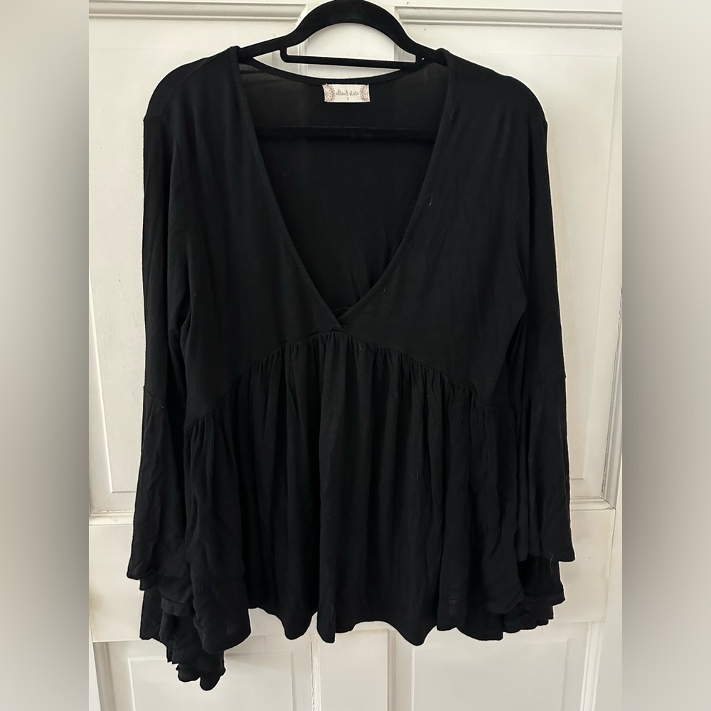 Women’s Altar’d State Black Bell Sleeve Top